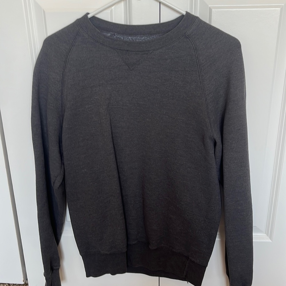 Grey crewneck S